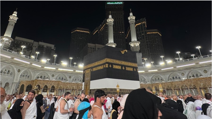 Ribuan masyarakat melakukan ibadah haji di Masjidil Haram, Arab Saudi, tahun lalu. (Kemenag RI)
