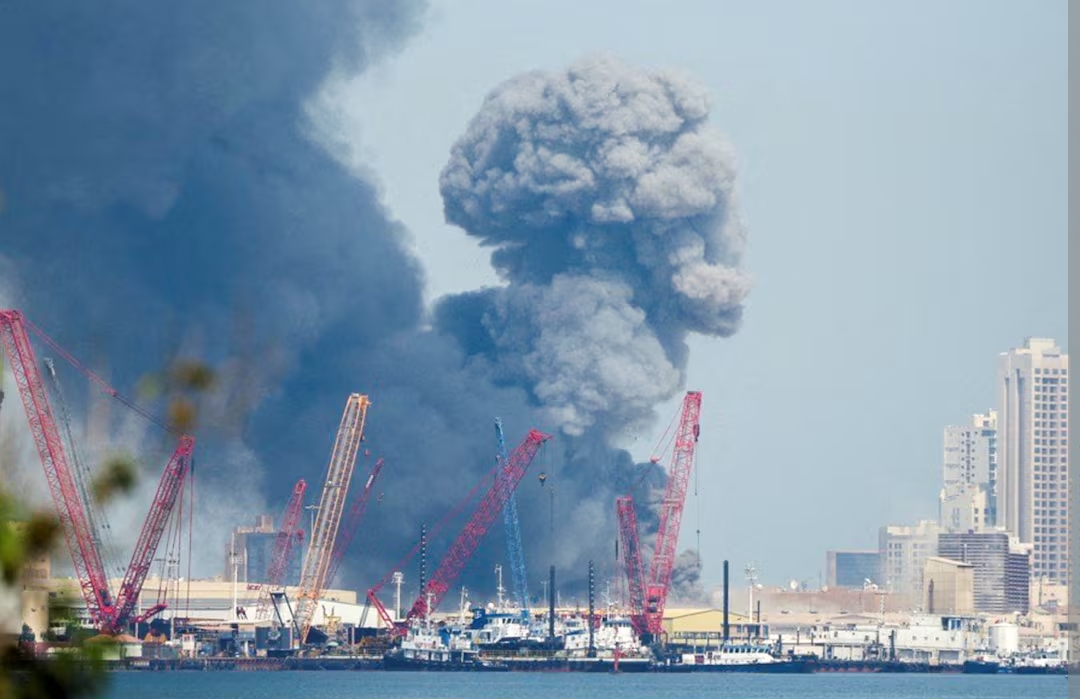 Dokumen foto serangan Iran di kawasan Dubai pada Februari 2026 lalu. 
