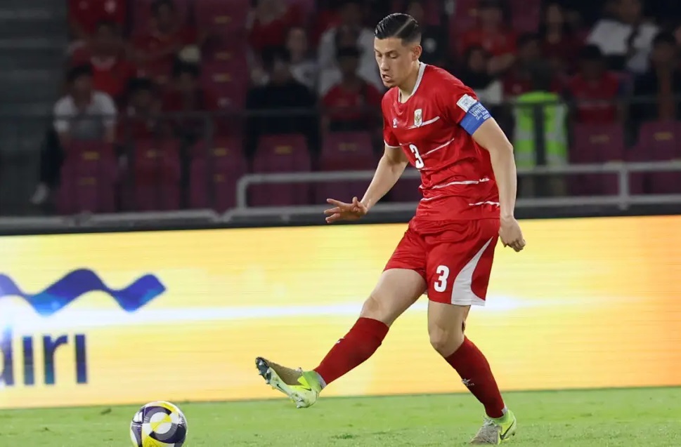 Jay Idzes pada pertandingan melawan Saint Kitts &amp; Nevis dalam di Stadion Utama Gelora Bung Karno, Jumat (27/3/2026). (Dery Ridwansah/JawaPos.com)