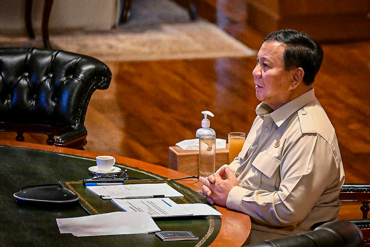 Presiden Prabowo Subianto menggelar rapat terbatas secara virtual bersama sejumlah menteri Kabinet Merah Putih pada Sabtu, 28 Maret 2026. (BPMI Setpres)