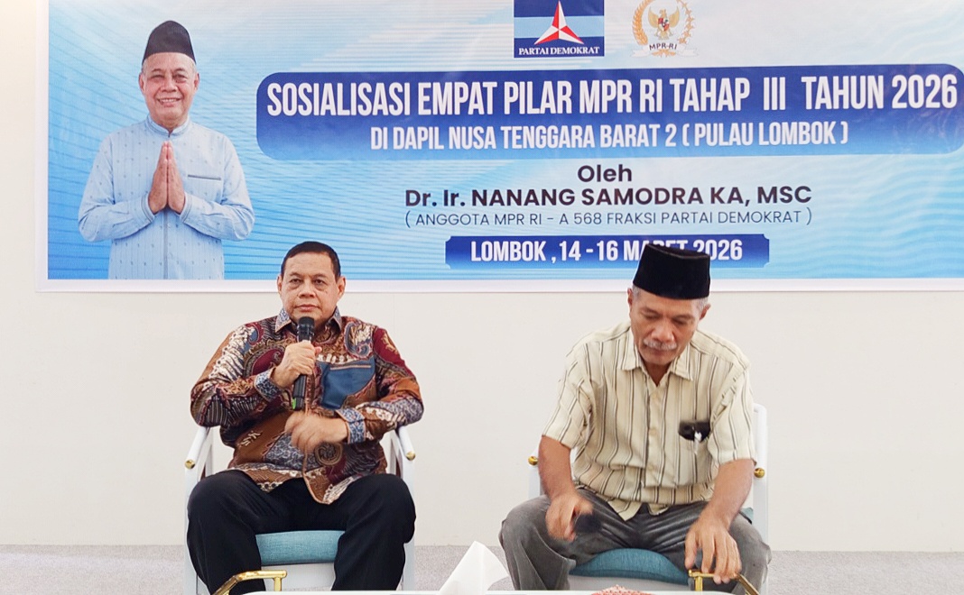 Anggota MPR RI Dr Nanang Samodra melakukan sosialisasi 4 Pilar MPR RI tahap 3, di Mataram. 