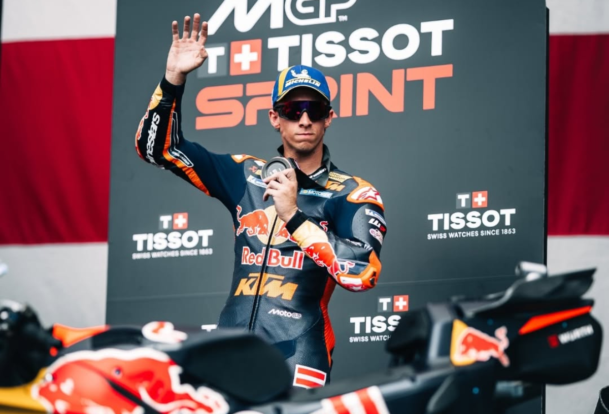 Pedro Acosta kena penalti tekanan ban di MotoGP Amerika Serikat. Enea Bastianini naik podium Sprint di COTA.