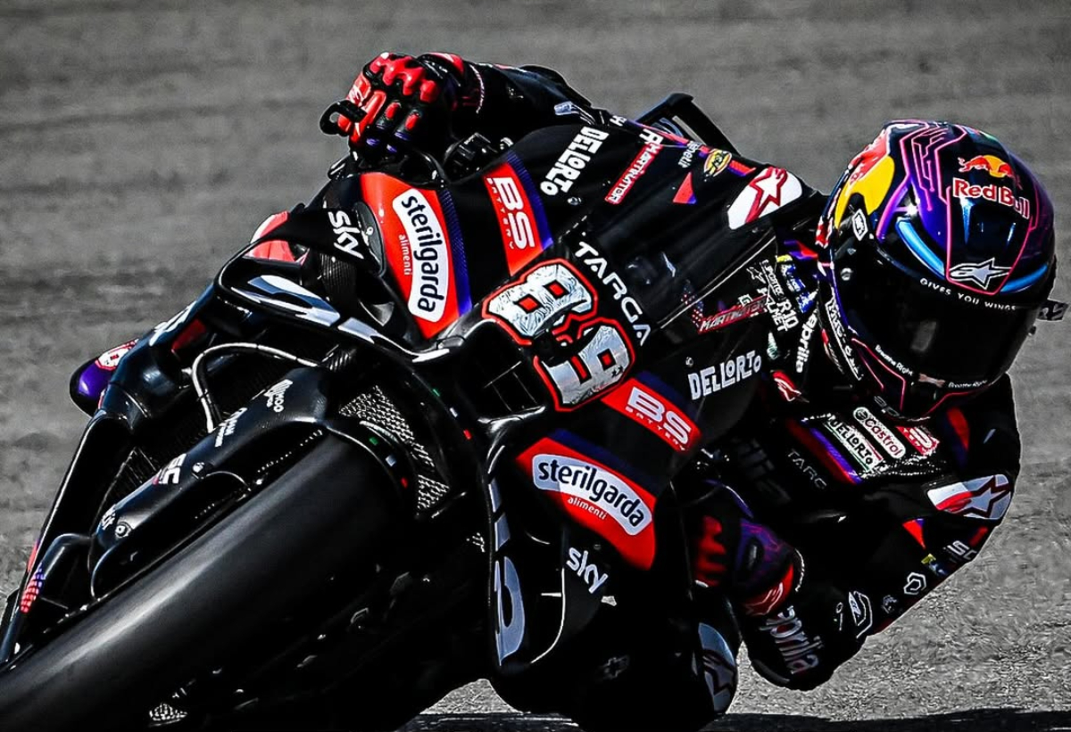 Jorge Martin menang Sprint MotoGP Amerika Serikat. Marc Marquez crash usai insiden dengan Di Giannantonio di COTA.
