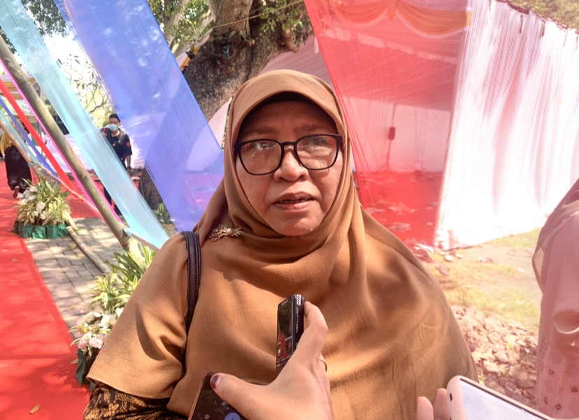 Wakil Ketua DPRD Kota Mataram Istiningsih