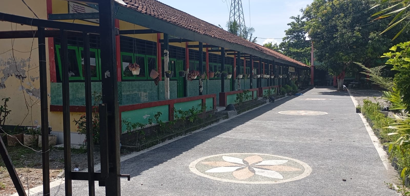 Disdik Kota Mataram akan melakukan monitoring ke sekolah untuk memastikan kehadiran guru dan KBM berjalan normal usai libur Lebaran.  