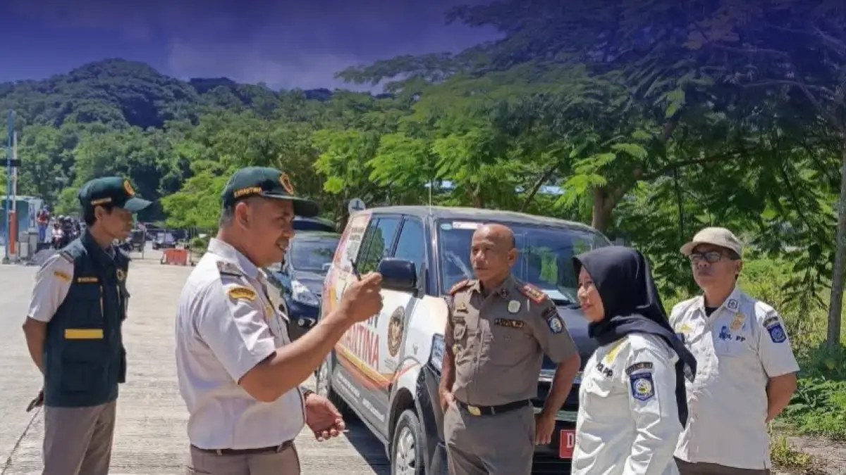 Kasat Pol PP NTB, Dra. Nunung Triningsih, M.M., memimpin langsung koordinasi dengan Dinas Peternakan dan Kesehatan Hewan yang dilanjutkan dengan peninjauan lapangan.