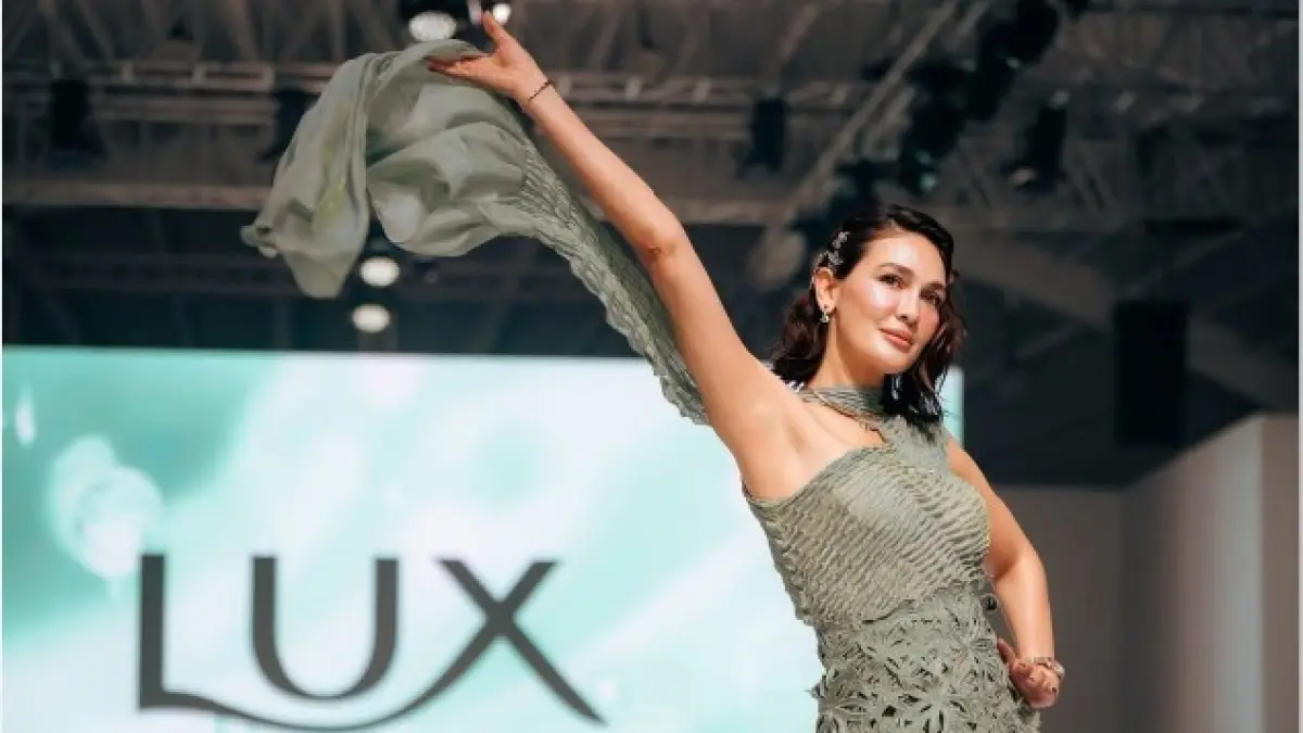 Artis Peran Luna Maya (JAWA POS)