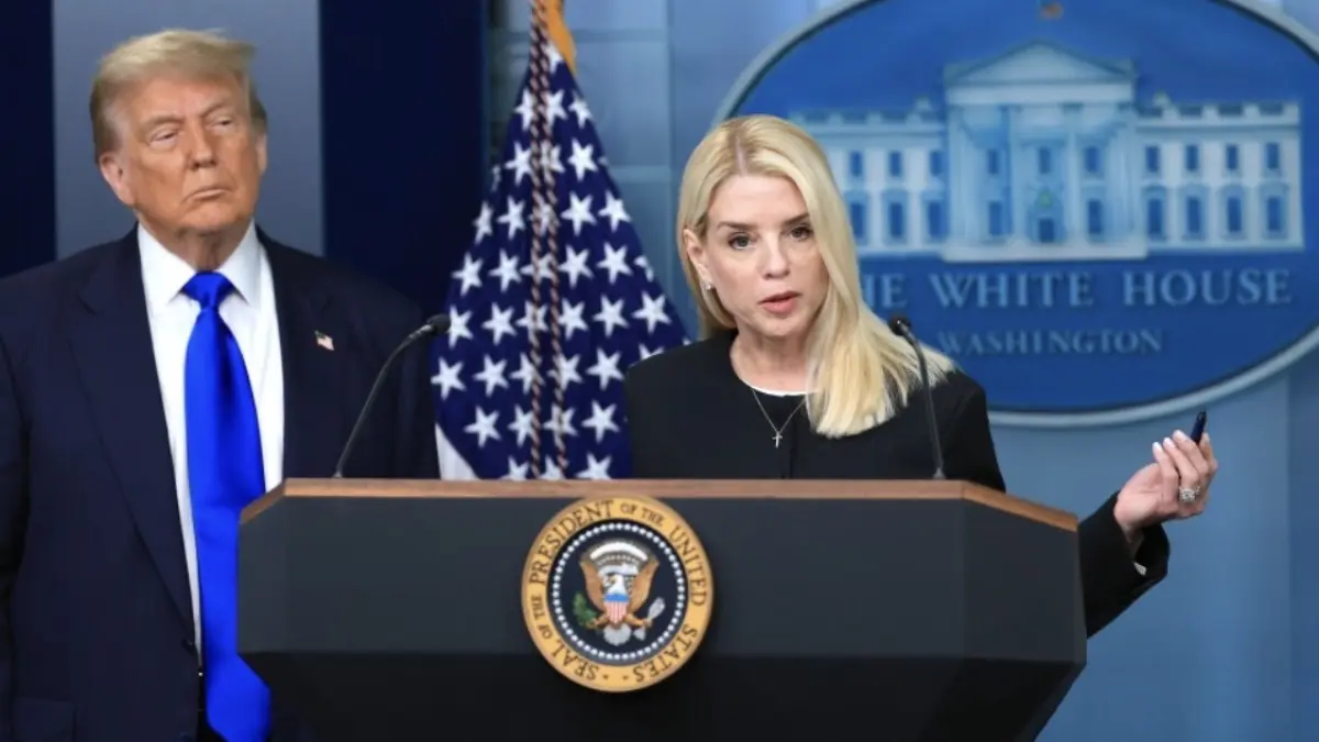Donald Trump dan Pam Bondi