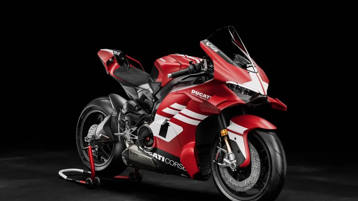Ducati menghadirkan motor jalan raya paling ekstrem yang pernah dikembangkan: Superleggera V4 Centenario terbaru. (Ducati For Lombok Post)