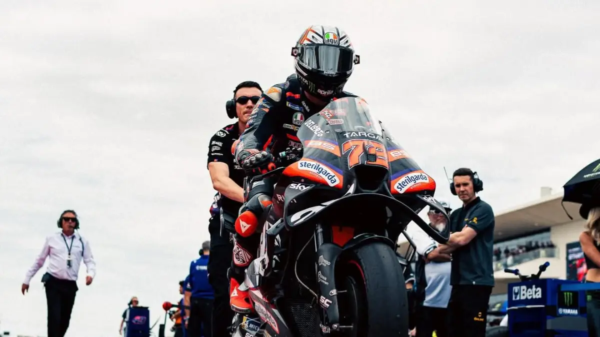 Marco Bezzecchi cetak sejarah dengan 5 kemenangan beruntun dan rekor lap terdepan. Dominasi MotoGP 2026 bersama Aprilia Racing. (Instagram Marco Bezzecchi)