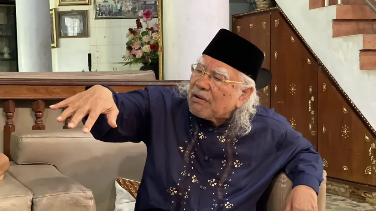 Mantan Gubernur NTB Lalu Seinata
