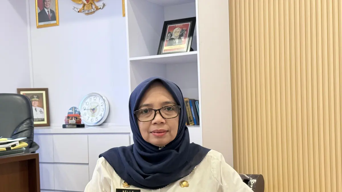 Plt Kepala Bapenda NTB Baiq Nelly Yuniarti. (YUYUN/LOMBOK POST)