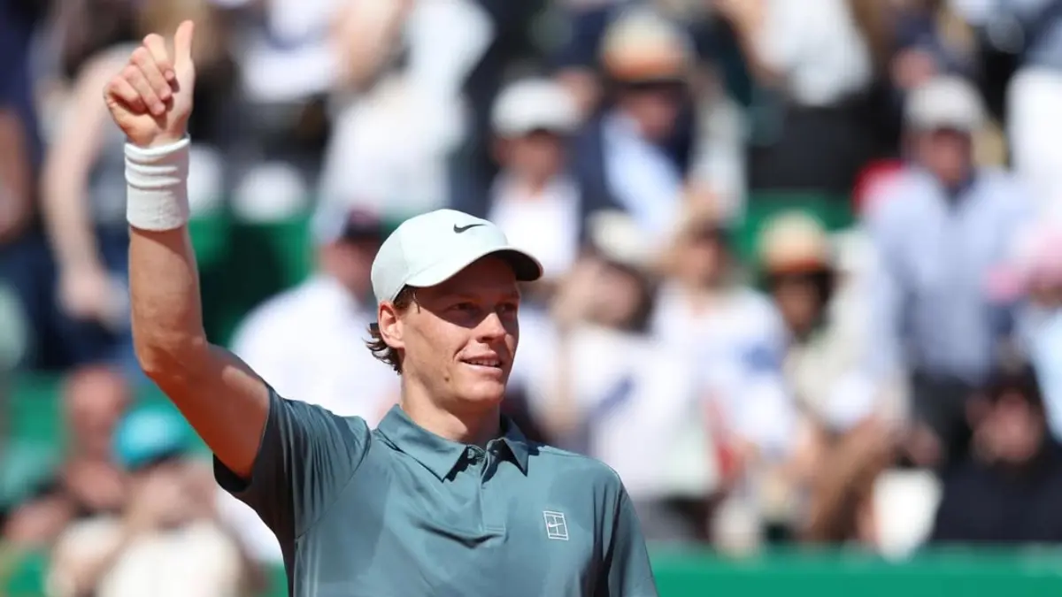 Rekor 37 set beruntun Sinner di ATP Masters 1000 akhirnya terhenti usai Machac merebut set di Monte-Carlo lewat tie-break sengit. (Instagram Roland Garros)