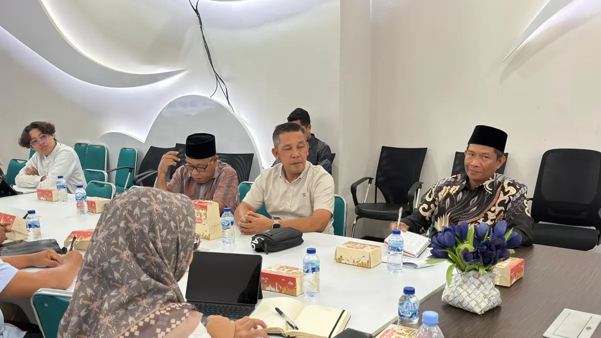 KONSULTASI: Pansus Raperda RTRW DPRD KLU saat berada di Kementerian ATR/BPN, beberapa waktu lalu. (IST/LOMBOK POST)