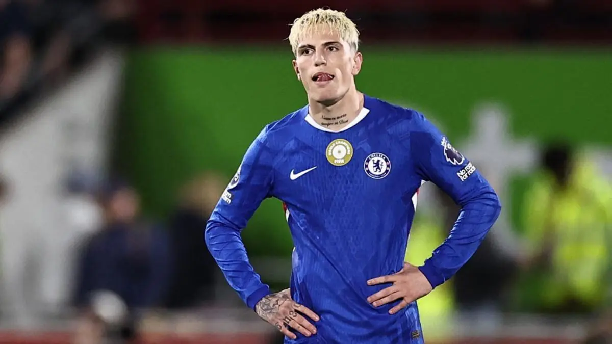 INGIN KEMBALI: Alejandro Garnacho akui menyesal tinggalkan Manchester United. Ungkap rasa cinta mendalam untuk klub dan fans di Old Trafford. 
