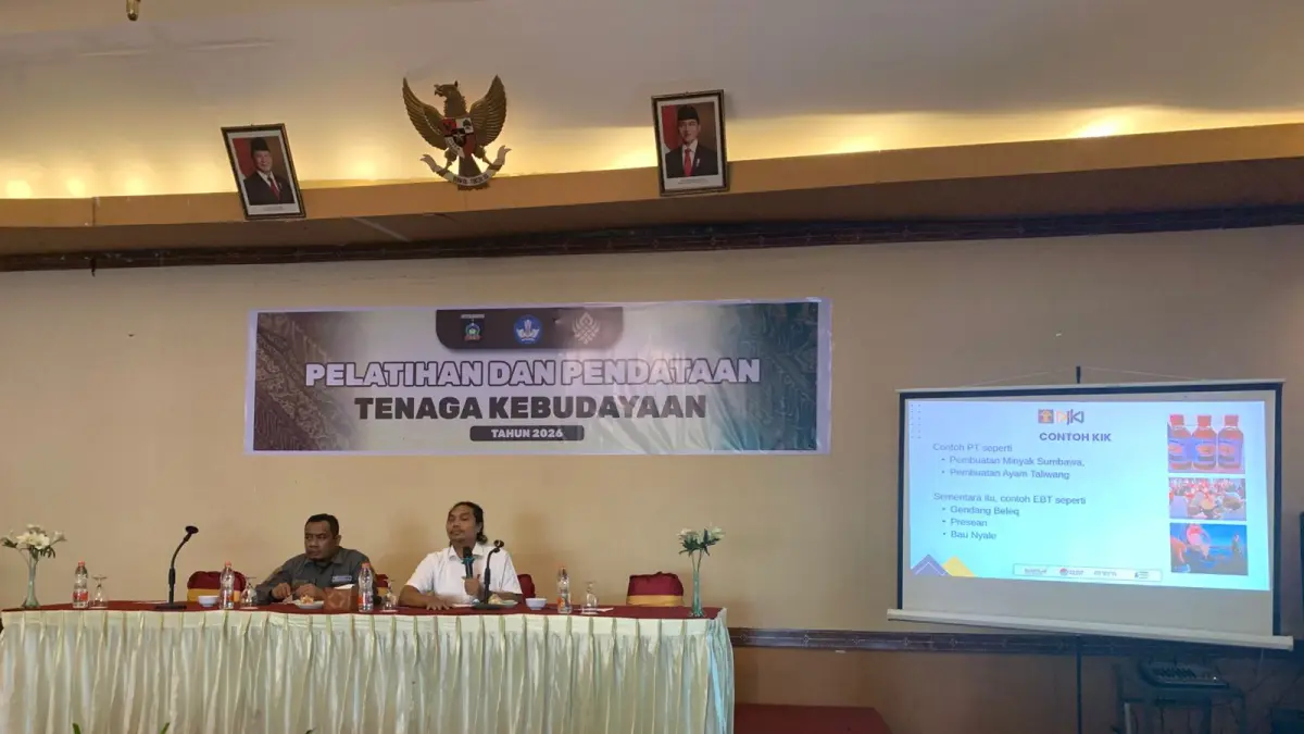 Kanwil Kemenkum NTB menjadi narasumber pelatihan tenaga kebudayaan di Lombok Tengah untuk mendorong pelindungan Kekayaan Intelektual Komunal.