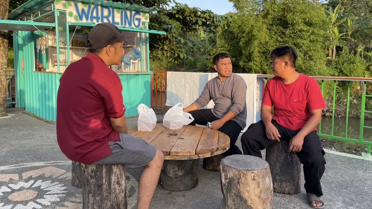 Abd Rachman, anggota DPRD Kota Mataram (tengah) di balik dukungan penuh penataan Tibu Jowet selama lima tahun.  