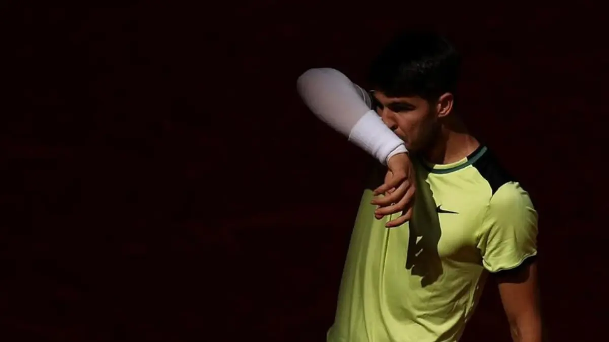 Alcaraz mundur dari Madrid Open 2026 akibat cedera pergelangan tangan. Pukulan telak dalam perburuan ranking 1 dunia ATP. (Instagram Carlos Alcaraz)
