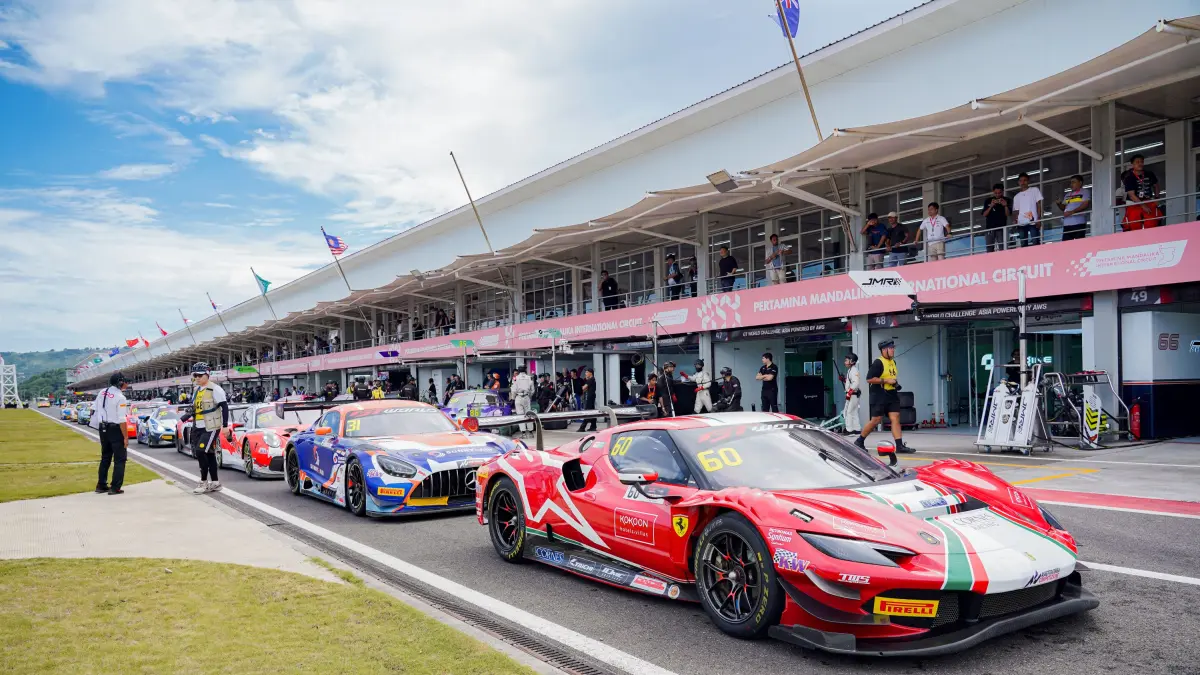 GT World Challenge Asia 2026 diharapkan mampu menggerakkan roda ekonomi lokal serta mematangkan ekosistem motorsport nasional di Bumi Gora. (Dok/Lombok Post) 

