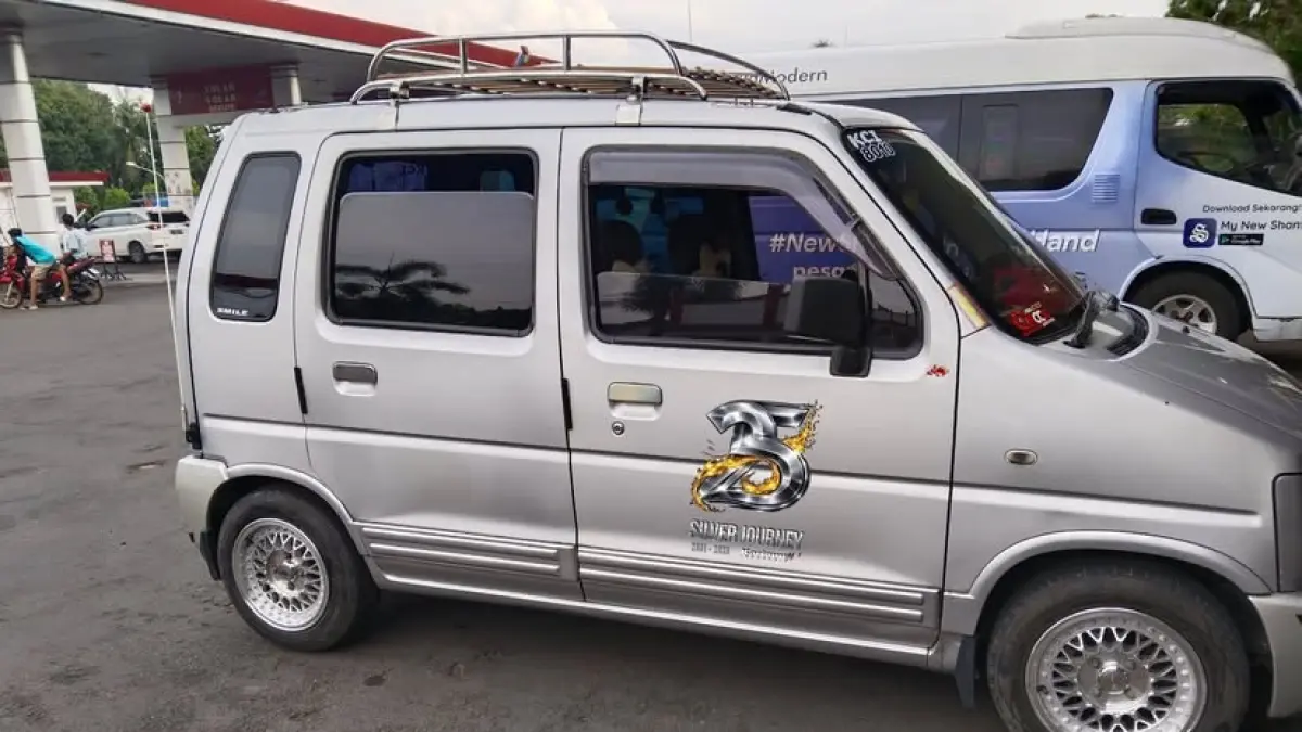 Karimun Club Indonesia (KCI), komunitas yang mengusung slogan Small Car, Big Fun, Big Heart, resmi menginjak usia 25 tahun.