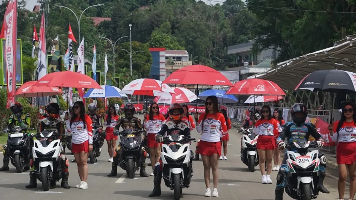 AHDC 2026: Pembalap Bersiap digaris star pada Astra Honda Dream Cup 2026 (AHDC). (Honda For Lombok Post)