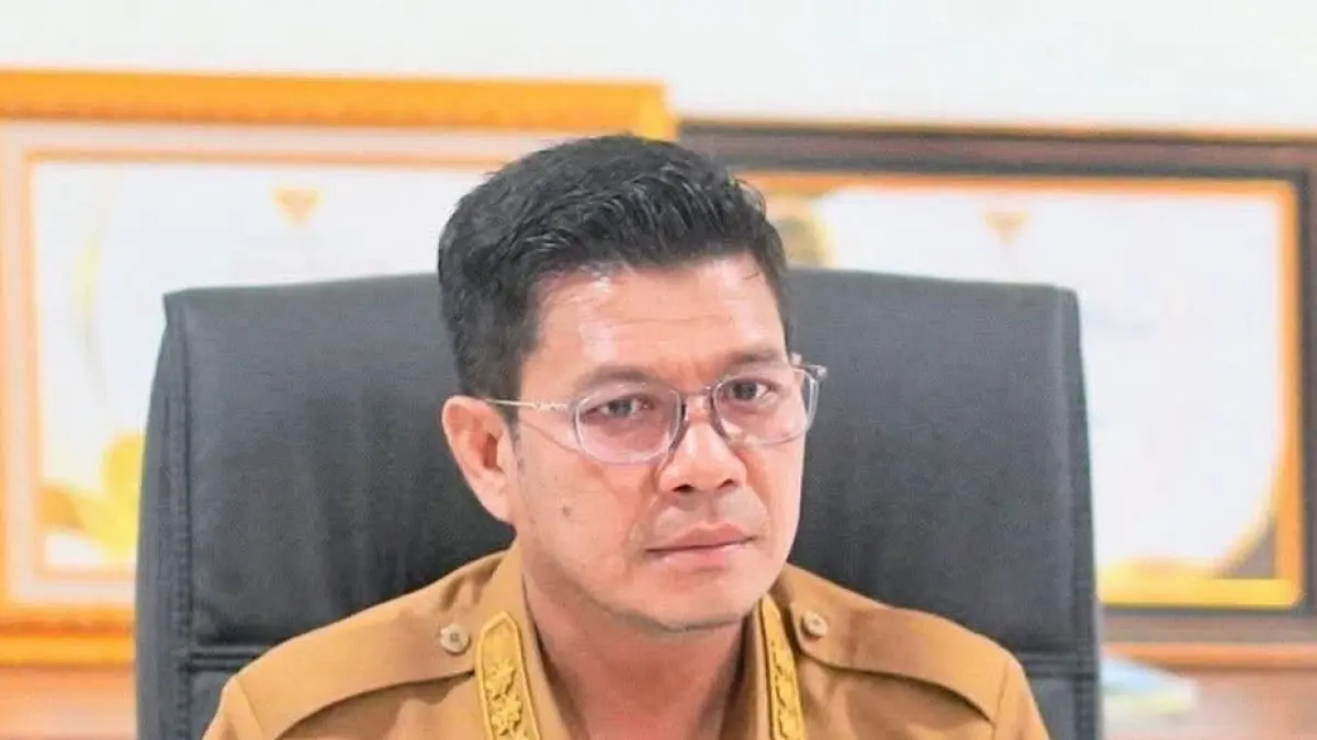 Bupati Dompu Bambang Firdaus (Diskominfo Dompu For Lombok Post)