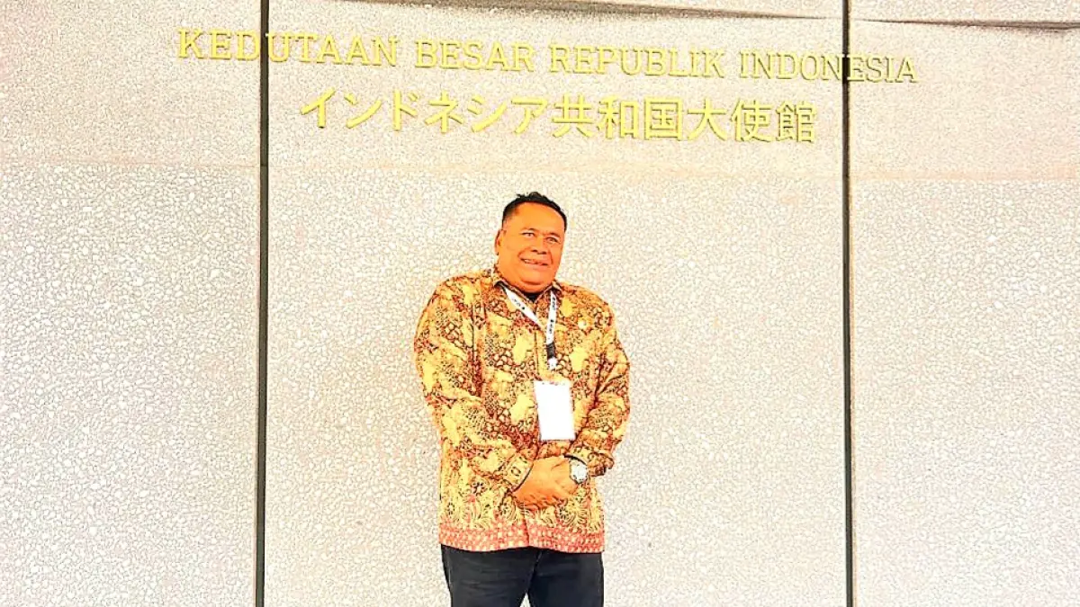 BANGUN KOMUNIKASI: Ketua DPD Apjati NTB H Edy Sopyan saat di KBRI Jepang belum lama ini.
