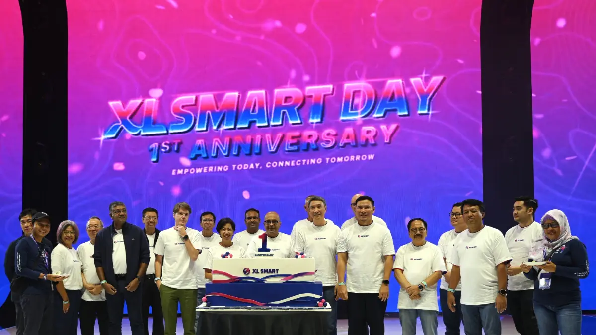 Setahun XLSMART, pendapatan tumbuh 23 persen, layani 73 juta pelanggan, dan perluas jaringan 5G di 33 kota di Indonesia. (XLSMART untuk Lombok Post)