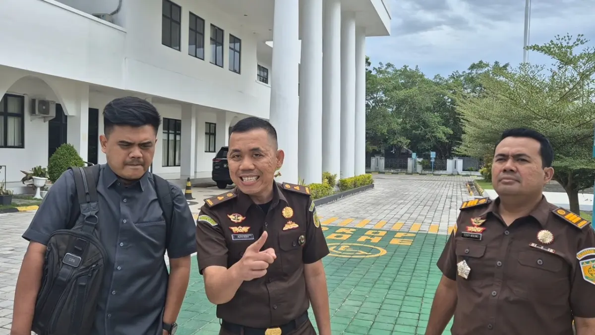 Kasi Intelijen Kejari Lombok Tengah Alfa Dera. (Dok/Lombok Post) 