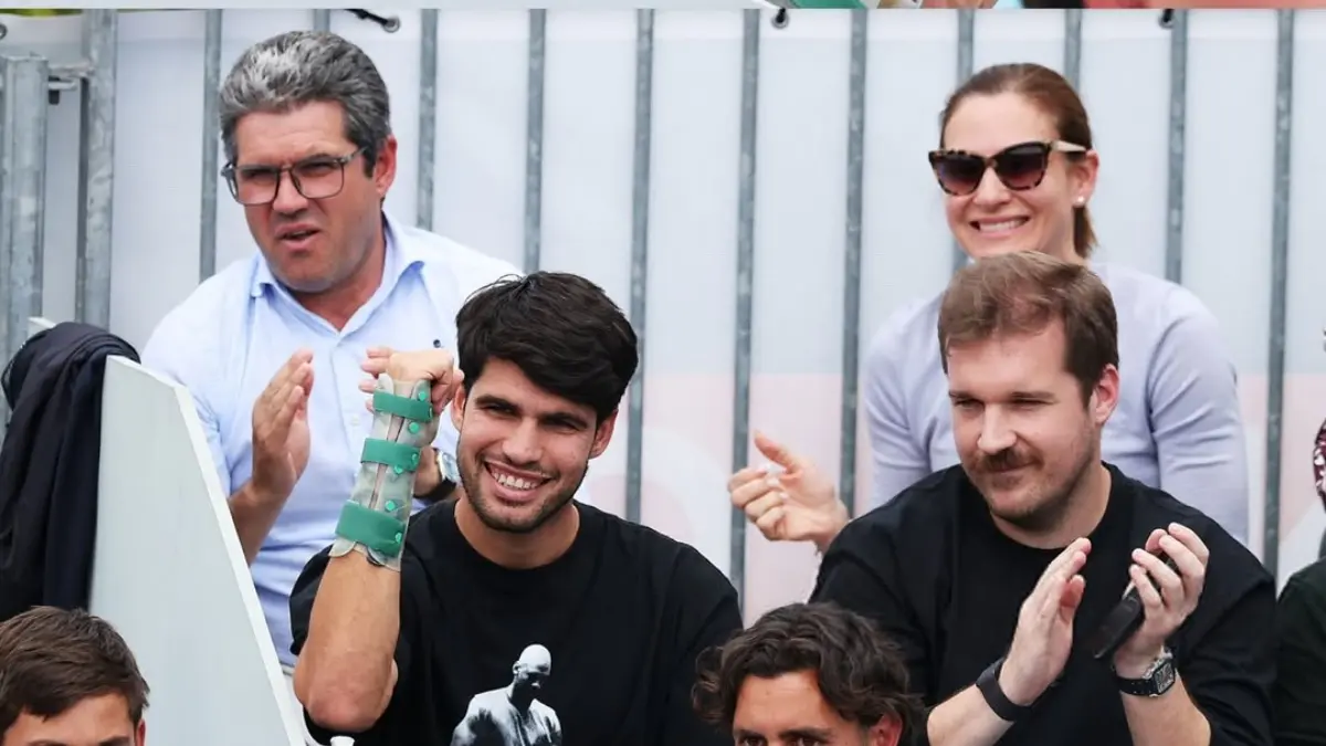 Carlos Alcaraz dukung debut adiknya Jaime di Madrid Open U-16 yang menang meyakinkan di laga perdana. (Instagram Carlos Alcaraz Ace)