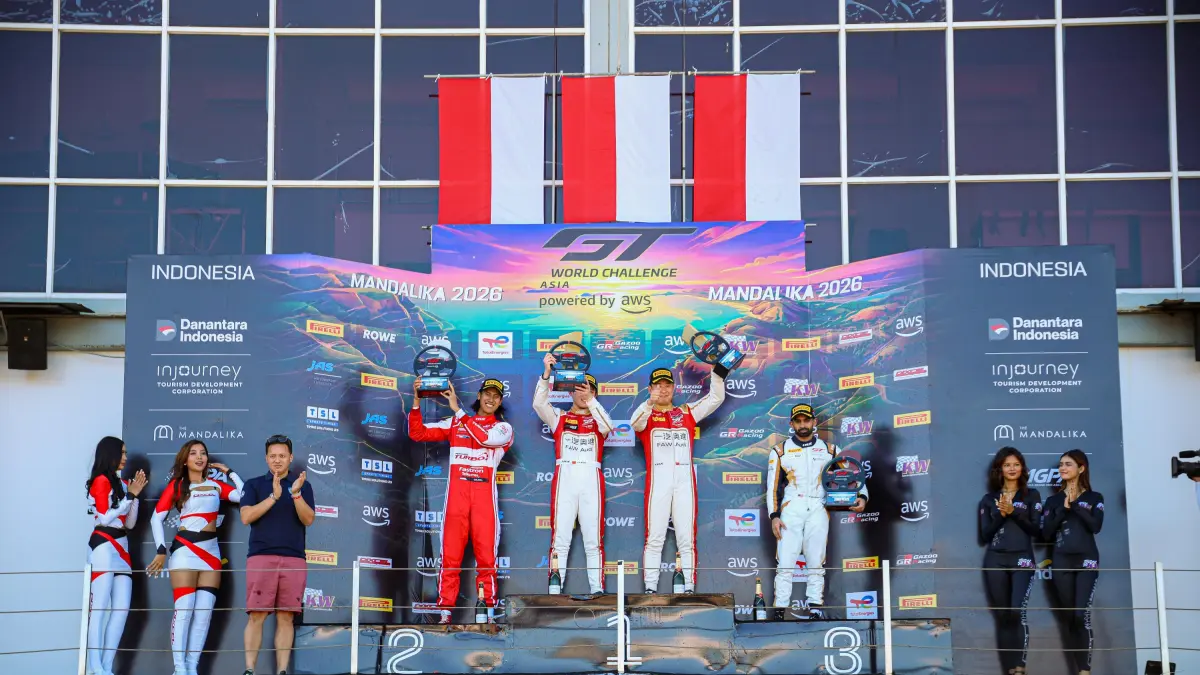 Keberhasilan Sean Gelael naik podium menjadi bukti bahwa sirkuit Mandalika bukan hanya venue, tetapi juga bagian dari perjalanan prestasi pembalap nasional. 