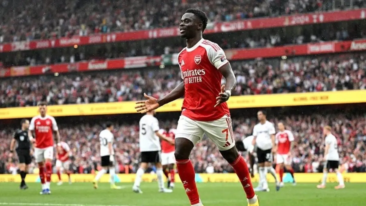 Bukayo Saka langsung bersinar usai tampil kembali bersama Arsenal saat melawan Fulham. (ARSENAL.COM)