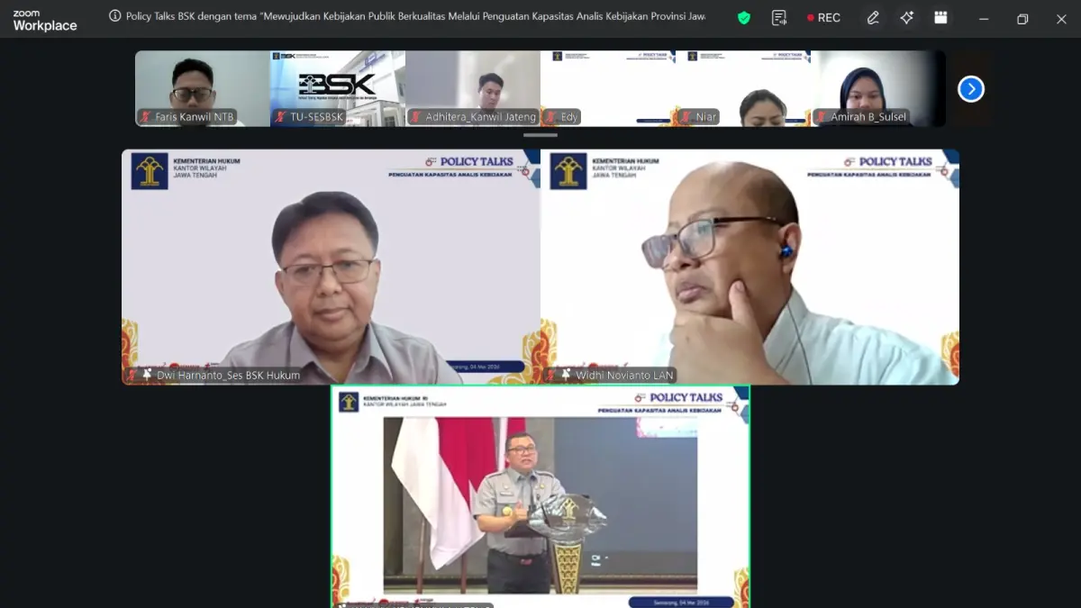 Kepala Kanwil Kemenkum NTB, I Gusti Putu Milawati, menegaskan pentingnya penguatan analis kebijakan saat mengikuti Policy Talks secara daring bersama jajaran dan CPNS analis kebijakan.