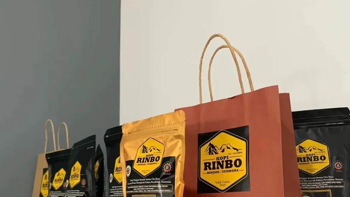 OTENTIK: Produk kemasan Kopi Rinbo, kopi cita rasa otentik Rinjani dan Tambora. (Istimewa)