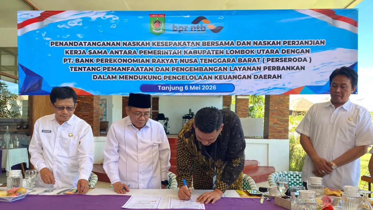UNTUK UMKM: Penandatangan MoU pinjaman tanpa bunga antara Pemda KPU dengan BPR NTB.