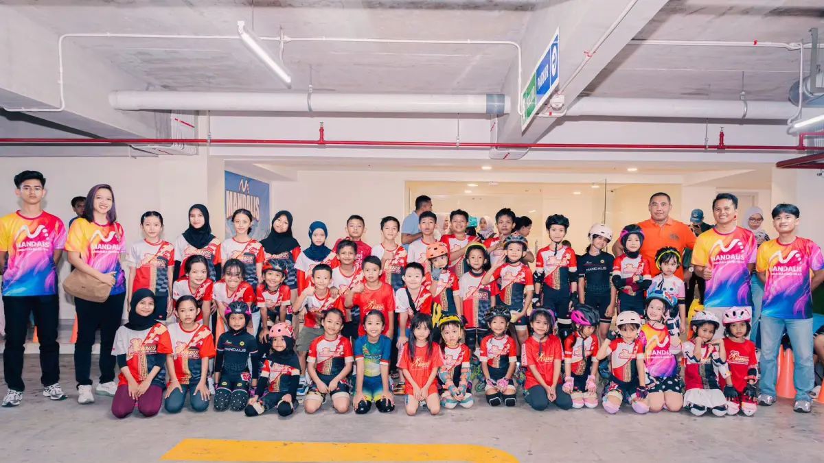 Mandalika Inlineskate memberangkatkan puluhan atlet sepatu roda untuk mengikuti Kejuaraan Sepatu Roda Nasional. (IST/LOMBOK POST)