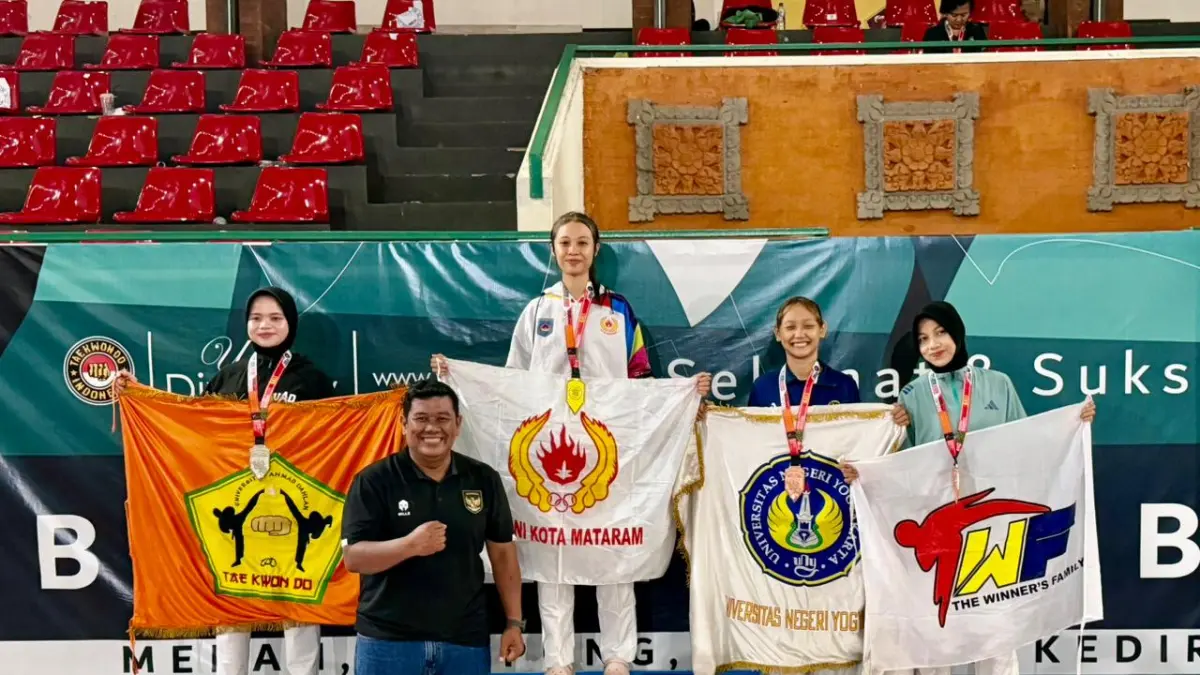 Atlet taekwondo putri Mataram Baiq Jingga Intana Saufa berhasil meraih medali emas. (IST/LOMBOK POST)
