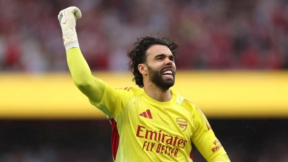 Penjaga gawang utama Arsenal David Raya memenangkan Golden Glove. (ARSENAL.COM)