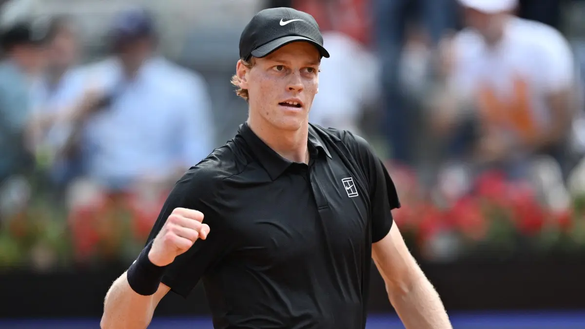 Jannik Sinner samai rekor Novak Djokovic usai menang 31 kali beruntun di ATP Masters 1000 dan lolos ke perempat final Roma. (AFP Photo)