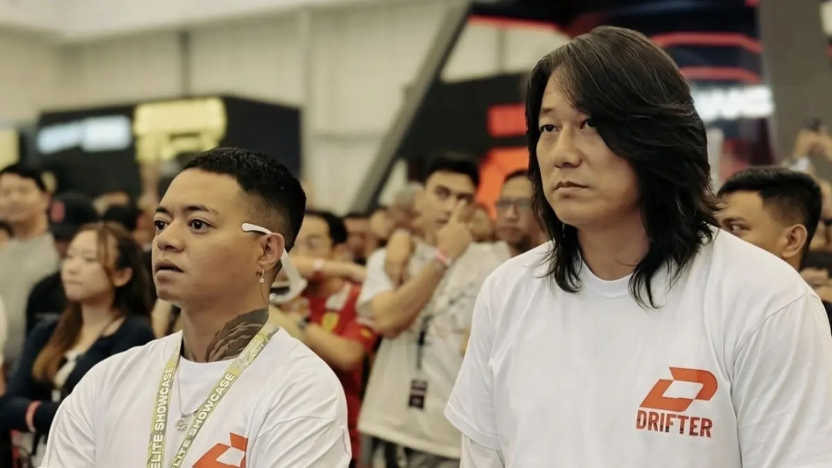 Momen pertemuan Reza Arap dengan Sung Kang, pemeran Han Lue di franchise Fast & Furious, langsung memancing perhatian besar dari penggemar otomotif dan pecinta film balap jalanan tersebut. (ist)