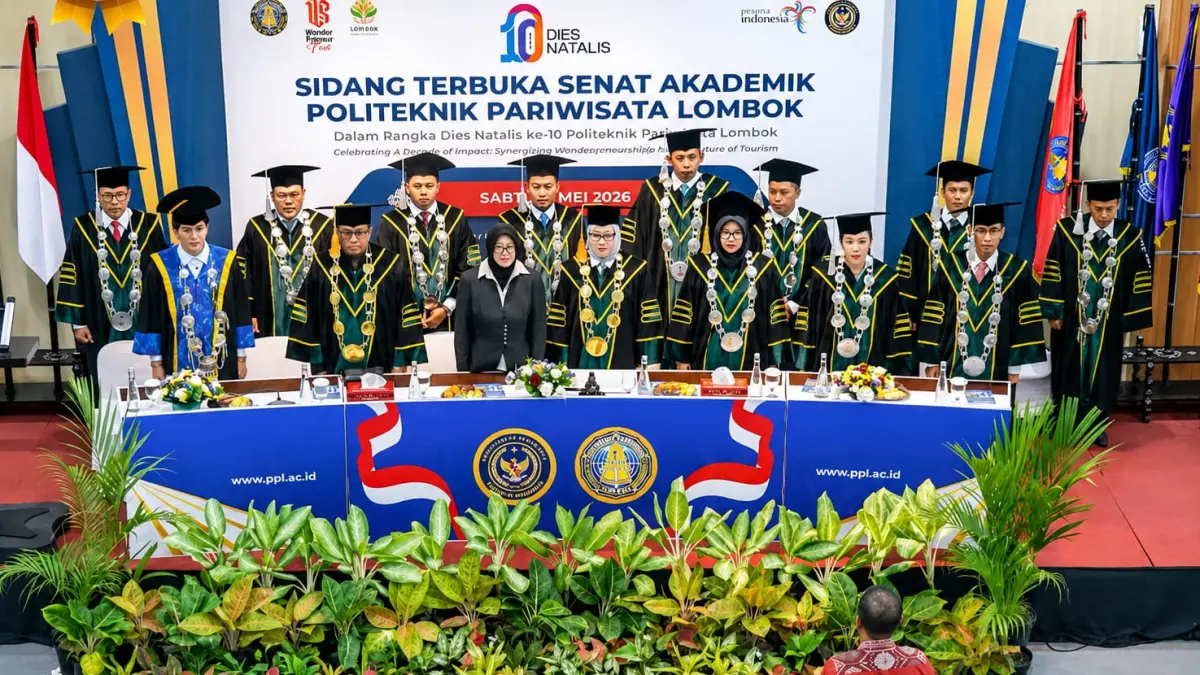 Sepuluh tahun sudah Politeknik Pariwisata (Poltekpar) Lombok menancapkan taringnya sebagai kawah candradimuka bagi insan pariwisata di Indonesia Timur. 