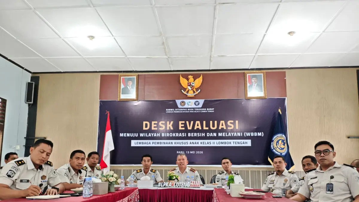 Evaluasi dilakukan LPKA Lombok Tengah secara daring melalui Zoom Meeting bersama Tim Penilai Internal (TPI) Inspektorat Jenderal Kementerian Imigrasi dan Pemasyarakatan, Rabu (13/5). 