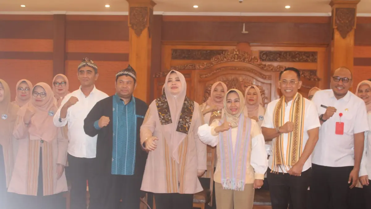 Wagub NTB Indah Dhamayanti Putri usai studi tiru bersama BKOW NTB ke Pemkot Mojokerto. (KOMINFOTIK NTB)