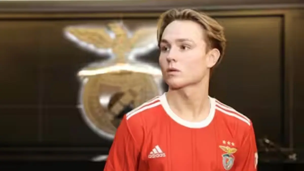 AC Milan sedang bernegosiasi untuk Andreas Schjelderup, winger dari Benfica, dengan basis harga €30 juta.&nbsp;&nbsp; (Istimewa) 