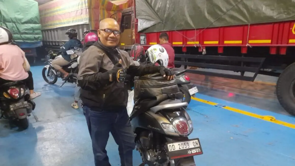 Rasyid saat jelajah touring Lombok-Jakarta. (ist/lombok Post)