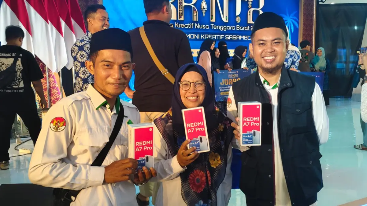 BERPRESTASI: Guru MTsN 2 Lobar meraih juara pada ajang Karya Kreatif Nusa Tenggara Barat 2026 yang digelar Bank Indonesia, belum lama ini.


