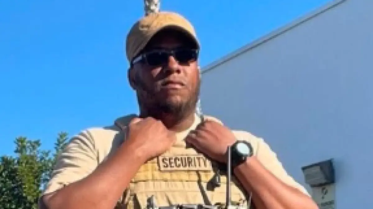 Foto Amin Abdullah, petugas keamanan Islamic Center of San Diego yang disebut gugur saat menghadang pelaku penembakan demi menyelamatkan jamaah masjid. Aksi heroiknya viral dan menuai simpati luas di media sosial.