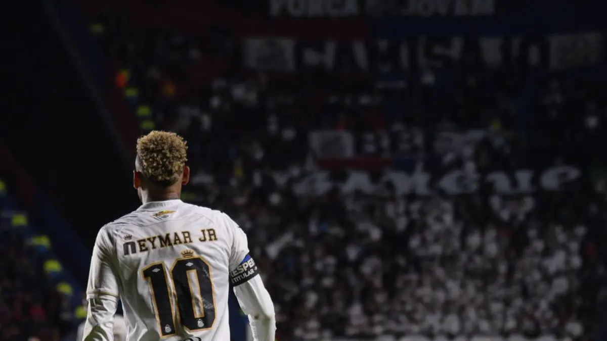 Pelatih Timnas Brasil Carlo Ancelotti resmi merilis skuad Brasil Piala Dunia 2026. Kejutan besar, Neymar kembali tapi bintang Chelsea dicoret.