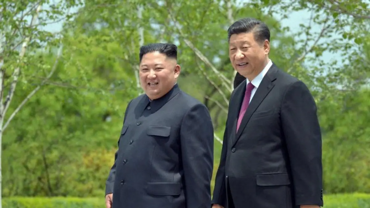 Presiden China Xi Jinping dikabarkan akan melakukan kunjungan langka ke Korea Utara untuk bertemu Kim Jong Un di tengah memanasnya geopolitik dunia.