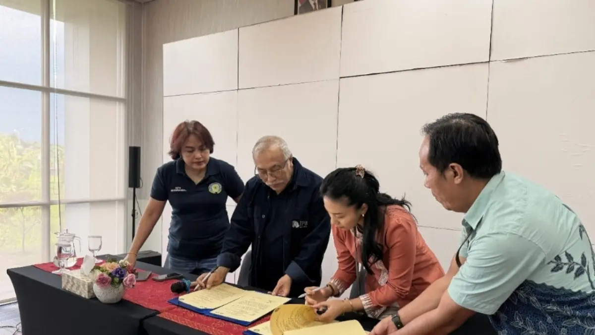 Penandatanganan Memorandum of Understanding (MoU) antara Pascasarjana IPB Internasional Bali dengan Politeknik Pariwisata (Poltekpar) Lombok.